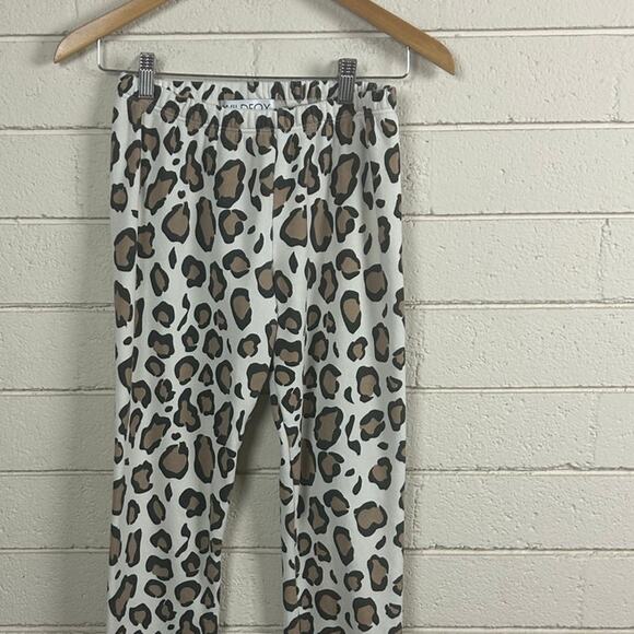 Wildfox Animal Print
Pajama Pants size XS - Picture 4 of 8